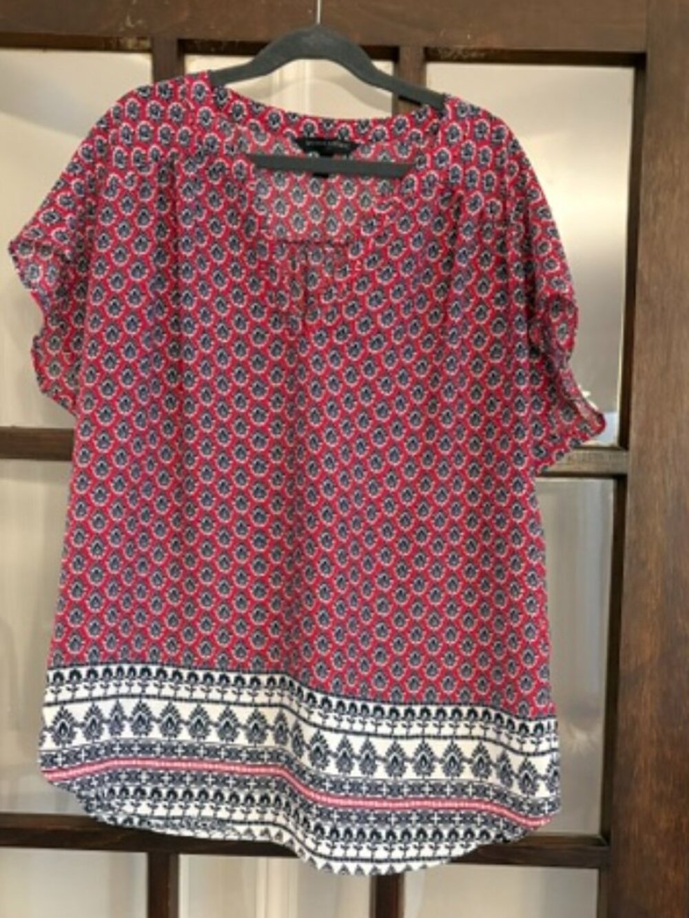 Banana Republic Factory Red Paisley Blouse, Size Small